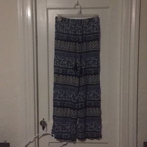 Long wove navy/cream patterned pants